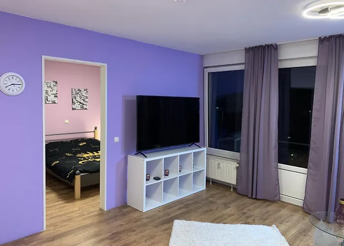 Modern And Central Apartment, Near Rhein, Museums & Event Venues, Fully Furnished
