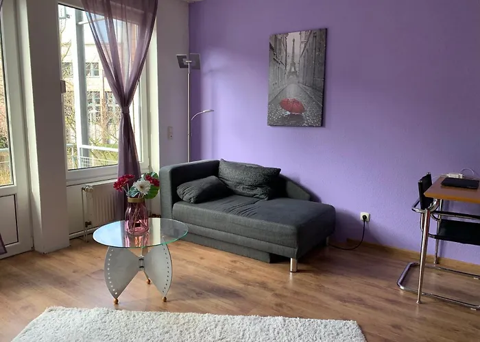 Modern And Central Apartment, Near Rhein, Museums & Event Venues, Fully Furnished
