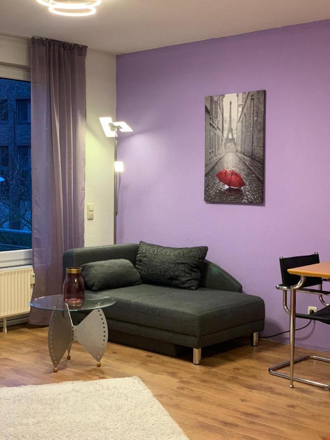 Modern And Apartment, Near Rhein, Museums & Event Venues, Fully Furnished *