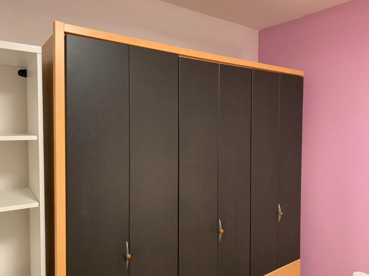 Modern And Apartment, Near Rhein, Museums & Event Venues, Fully Furnished * Bonn
